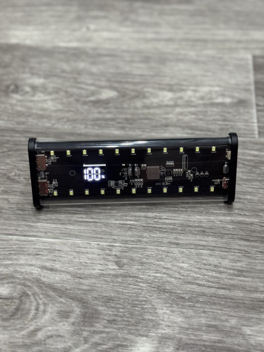 Павербанк с лед подсветкой 15000mah