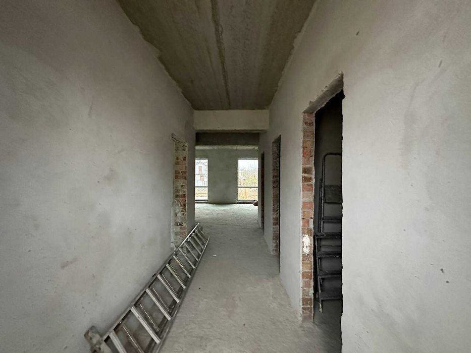 Просторий двоповерховий будинок площею 180м² у межах Івано-Франківська