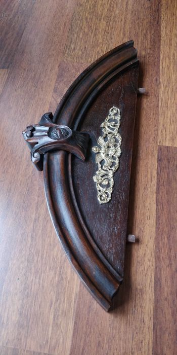 Korona, górka do zegara z mosiężną aplikacją 39 cm