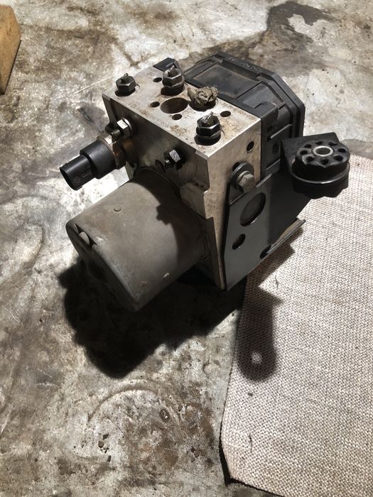 Блок ABS  на BMW E39