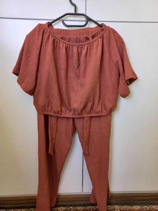 Костюм женский,летний