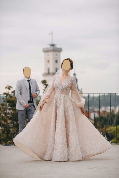 Весільна сукня ( з перлин та swarovski)