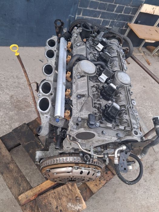 Двигатель мотор volvo двигун B5244S4