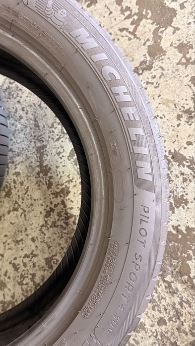 Pneus 245/50r19 XL Michelin Pilot Sport 4 SUV * com 80% piso