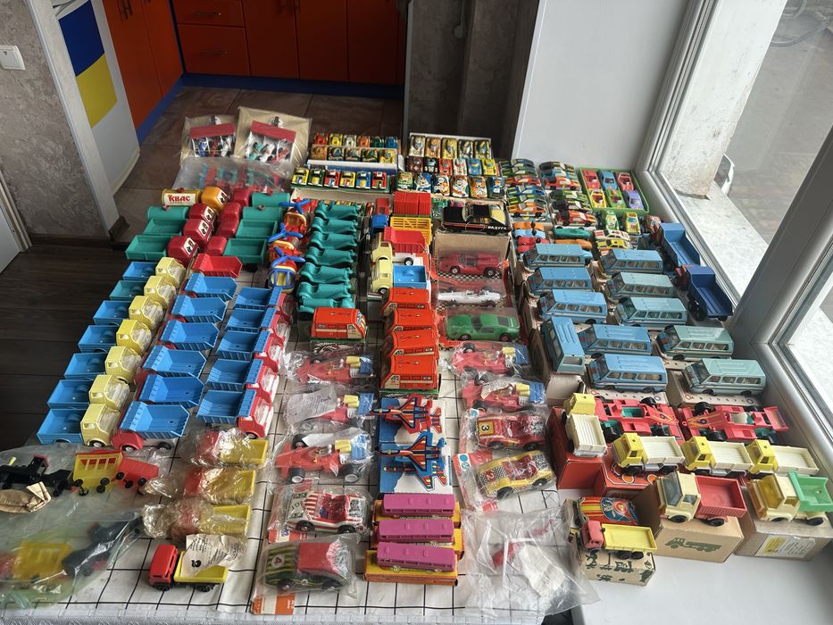 Ігрушка ссср Машинка в Коробці