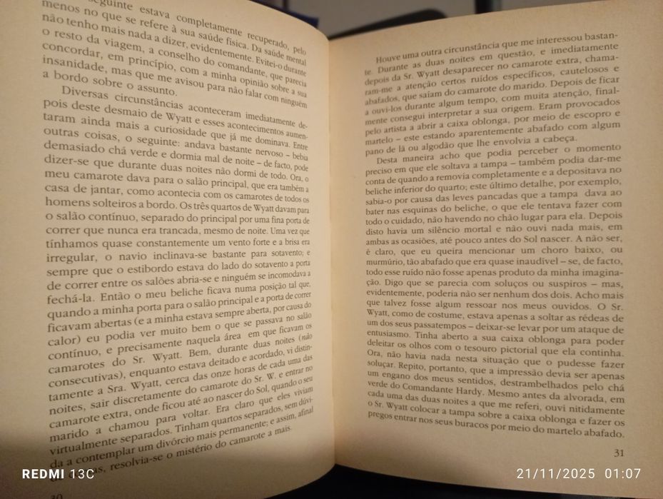 Livro " Histórias Extraordinárias"