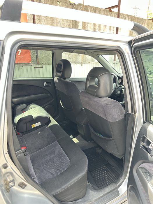 Mitsubishi OUTLANDER 2002
