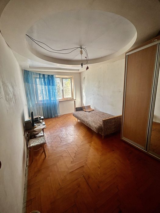 Apartment in Zaporizhzhya, Pivkolo - View 3