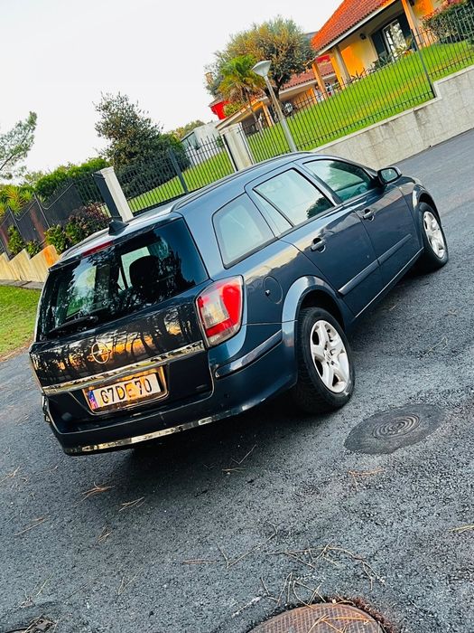 Opel astra 1.3 cdti — photo 4