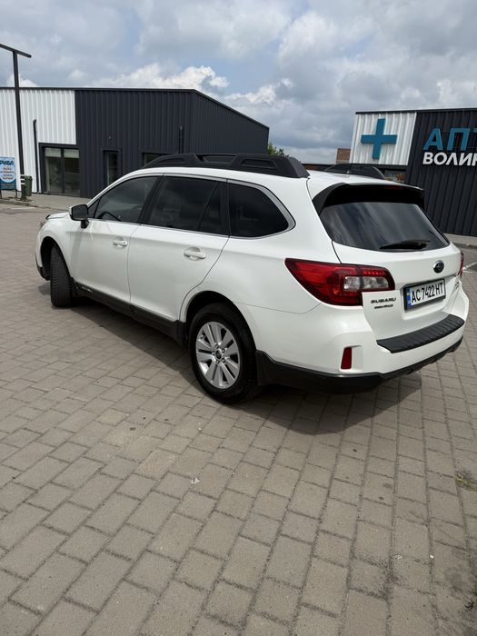 Субару аутбек 2017, subaru outback
