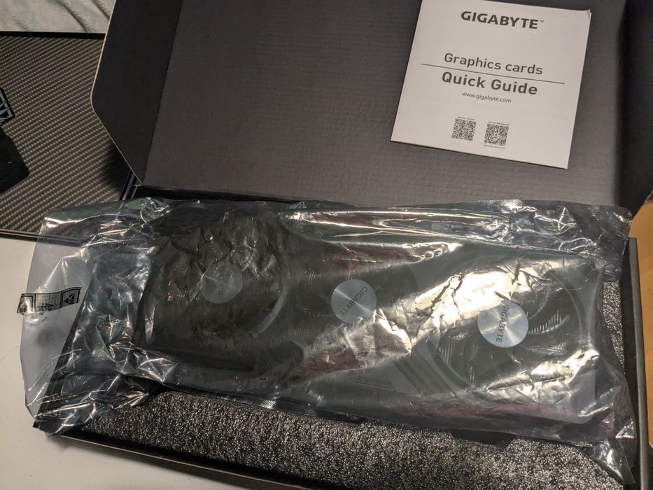 Placa Gráfica RTX 4060 Ti - 16GB Gigabyte NVIDIA GeForce GDDR6 OC