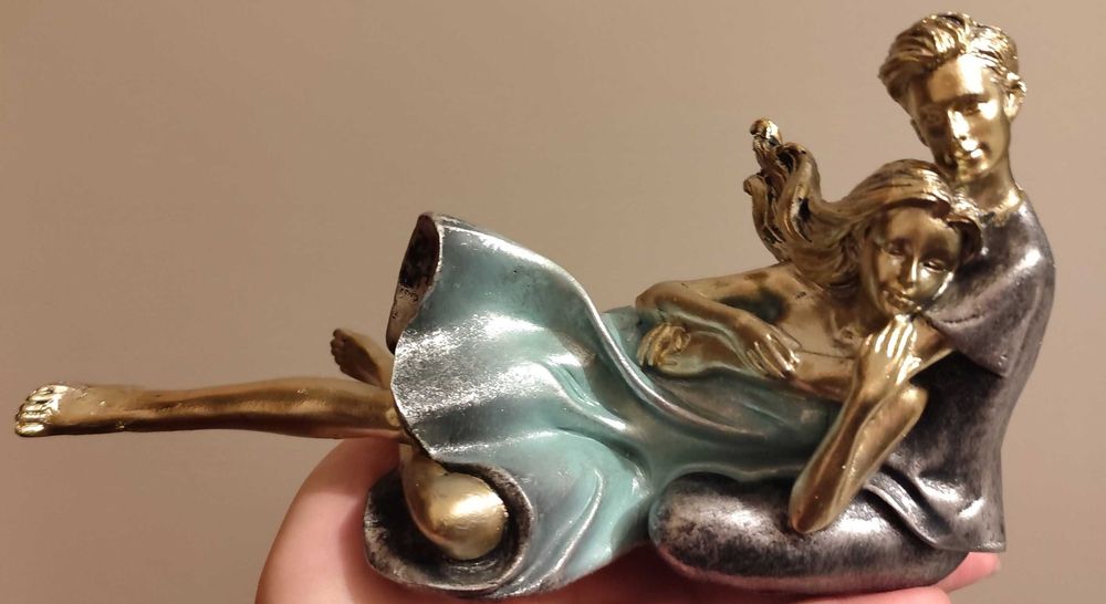 Peça decorativa casal