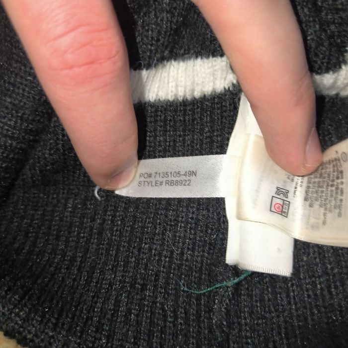 Шапка lacoste черная