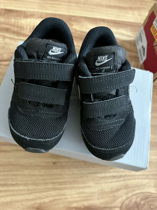 Buty dziecięce Nike rozmiar 22
