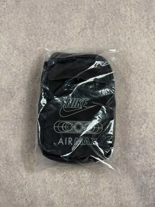 Nowa czarna saszetka nerka na ramię Nike Air Max