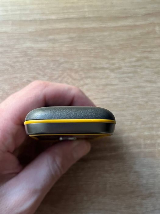 Мобильный телефон Nokia 3720c-2.