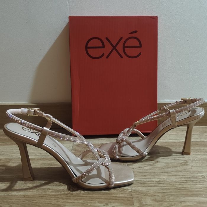 Sandália Salto Mulher Exé (Tamanho 39)