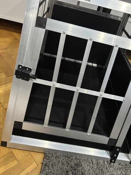 Transporter aluminiowy dla zwierzat