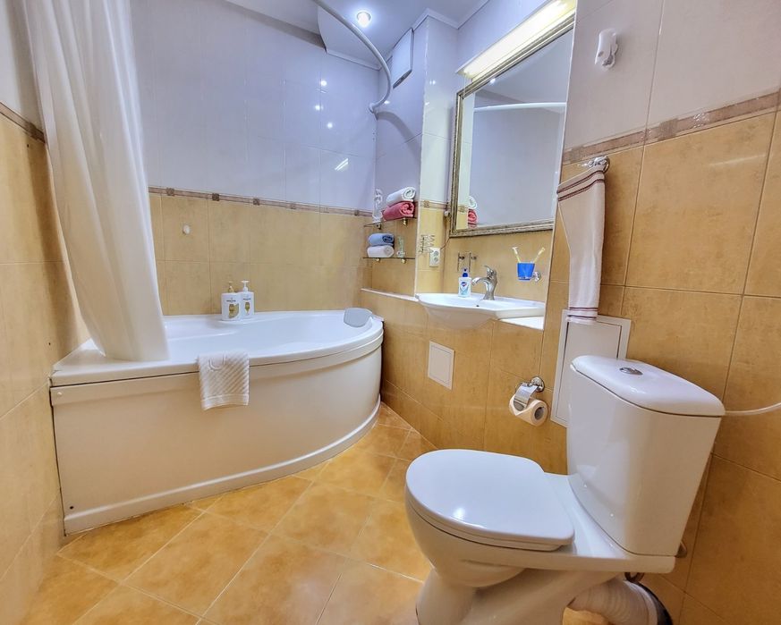 Киев! Сдам посуточно 2к, Левый берег, Гришко 9, м.Позняки-5мин.