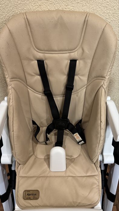 Стільчик для годування