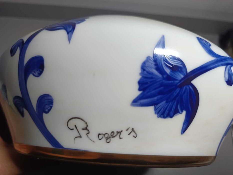 Pote em Porcelana Portuguesa R. Moreira – Prestigeo – Pintado à Mão