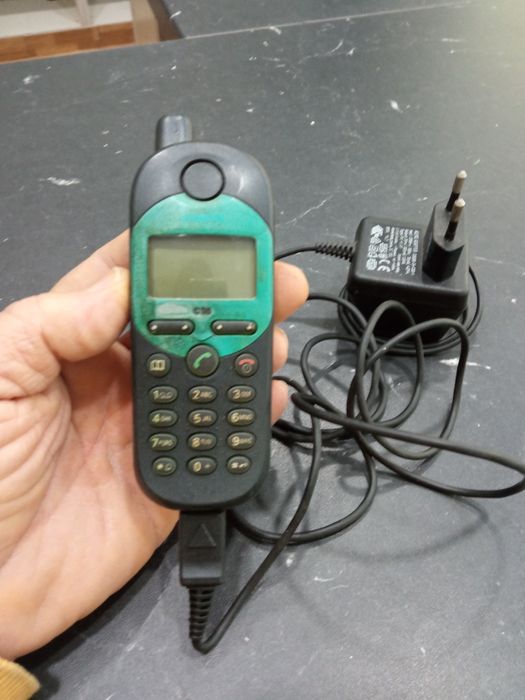 Old Siemens mobile phone.64584743102467124