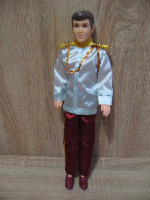 Kolekcjonerska lalka Ken - Książę z bajki Kopciuszek