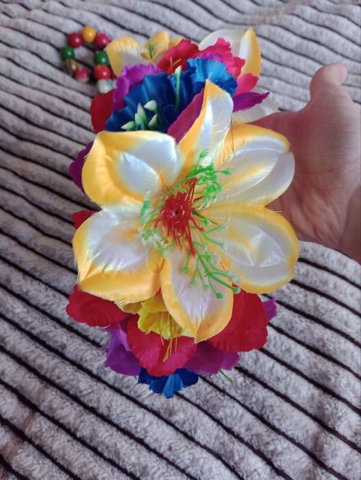 Обруч з квітами+намисто