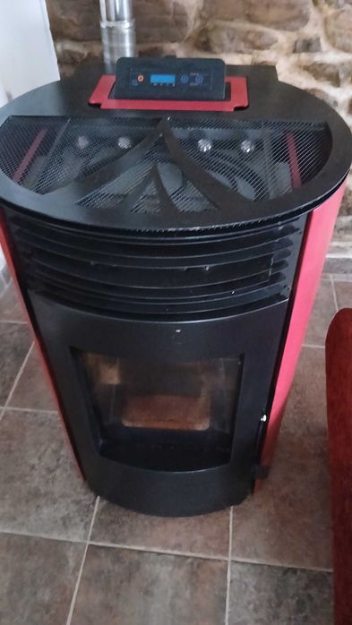 Recuperador de calor a peletes a funcionar  bem