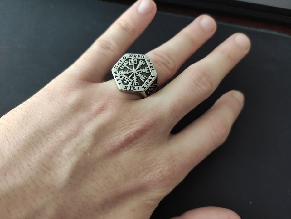 Продам перстень "Скандинавський"