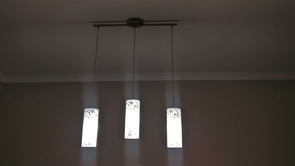 Candeeiro suspenso de sala em vidro