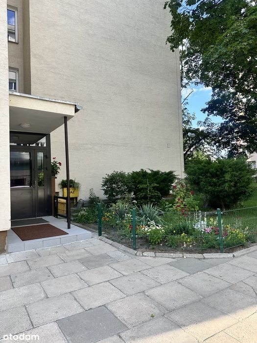 Mokotów Sielce /3 pokoje /balkon/winda/