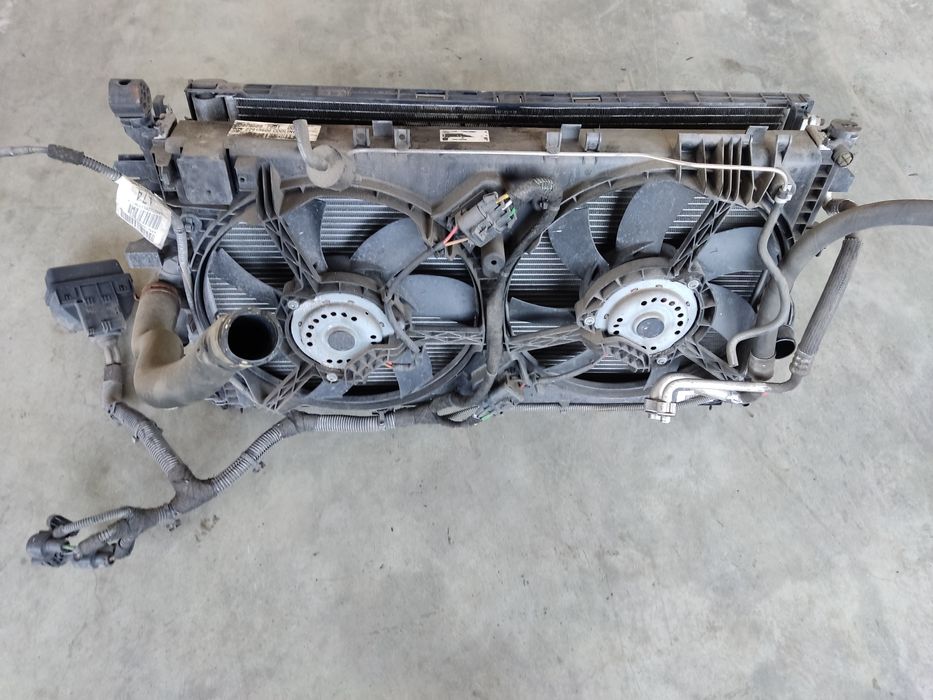 Opel Insignia A20DTH Komplet chłodnic Chłodnica Wentylator