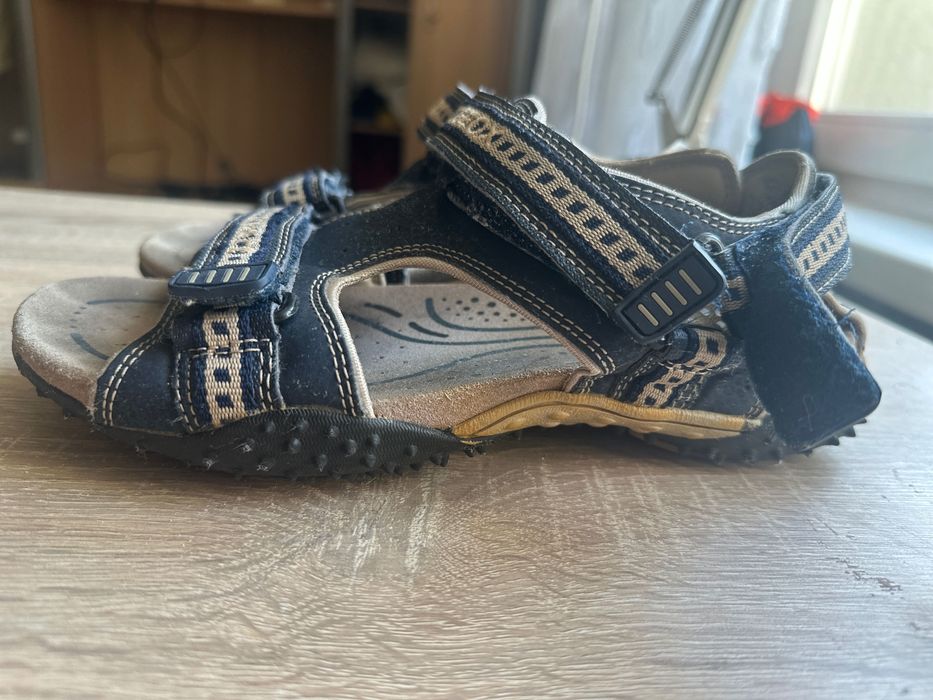 Sandały Geox  36