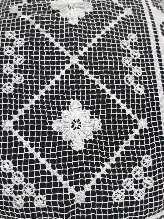 Obrus na prostokątny stół, rękodzieło koronka kołkowa 180x130 cm