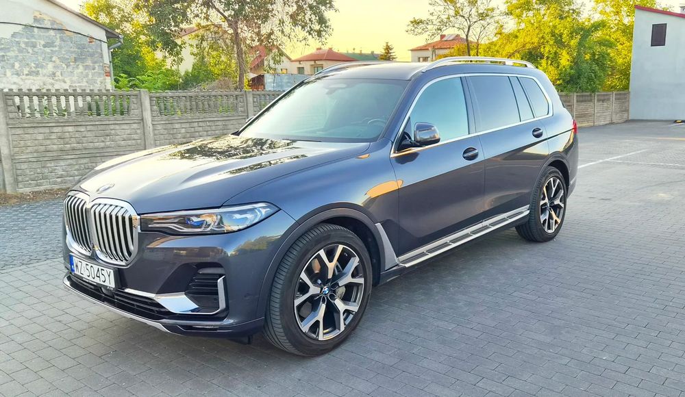 BMW X7