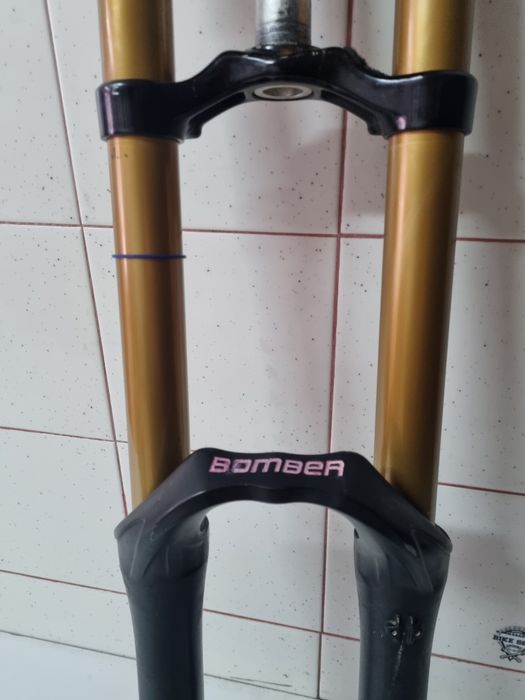 Marzocchi bomber 888 rc3 kashima