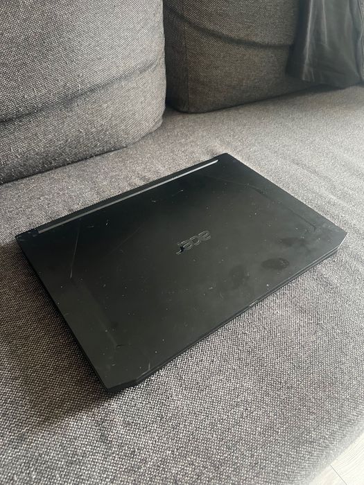 Acer Nitro 5 AN515-57 – uszkodzony na części cena za klapę