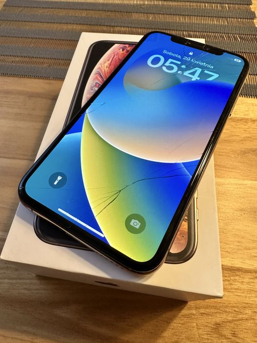 iPhone XS 64 GB uszkodzony