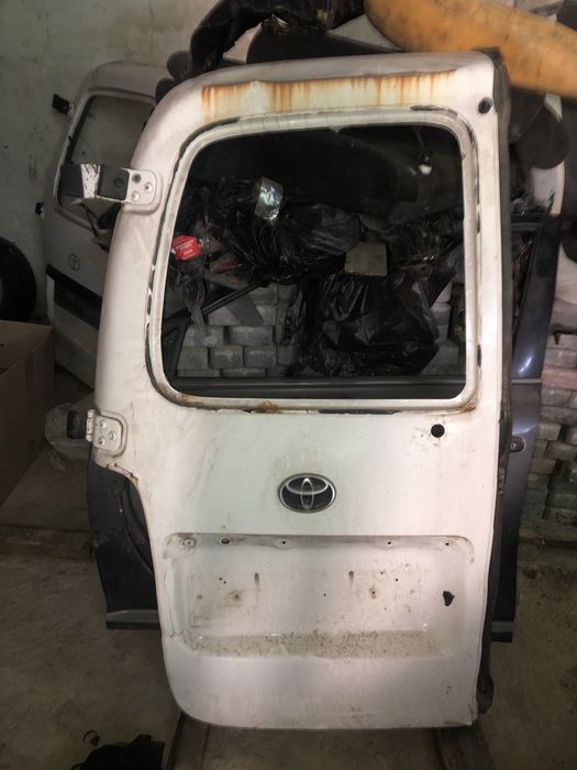 Дверь распашонка хайс