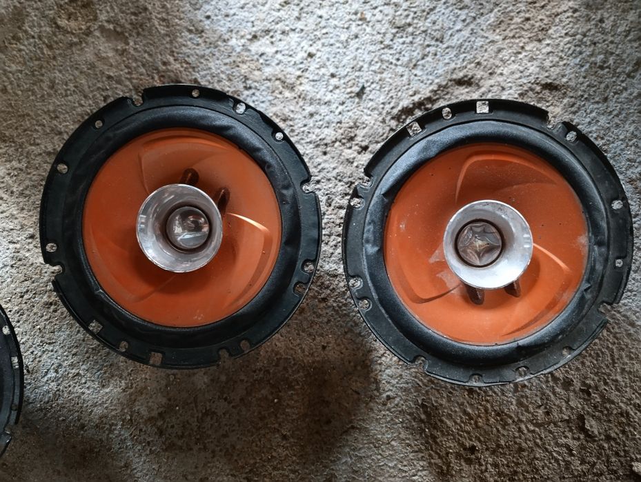 Vendo colunas como novas , para venda .