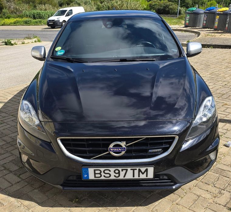 Volvo V40 D2 R-design