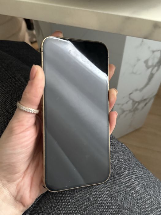 Продам iphone 13 pro