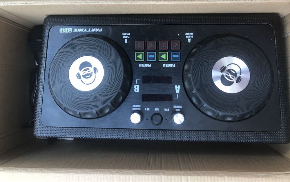 Портативна акустична система з підсвіткою та Bluetooth PARTYBOX 200W