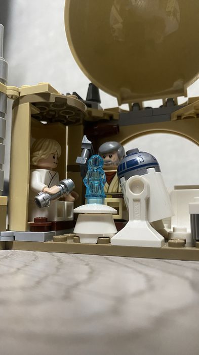 LEGO® Star Wars™ Obi-Wan’s Hut (75270)