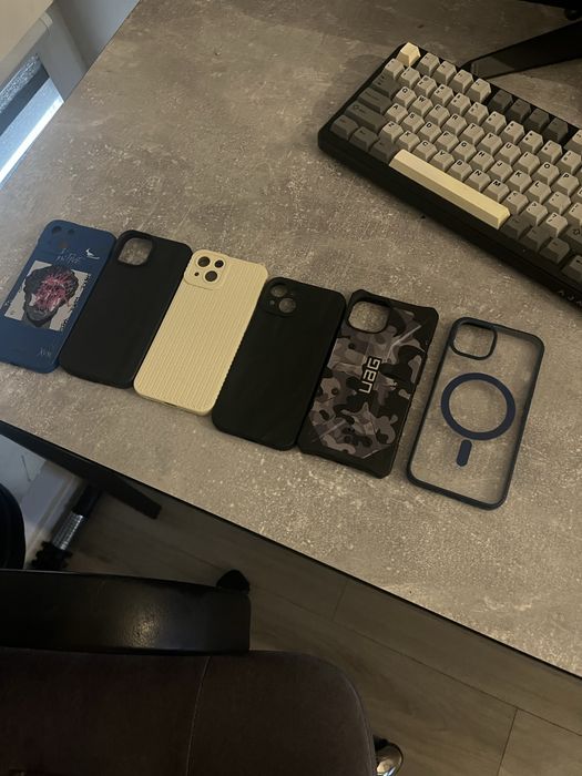 Чохли на iPhone 13 в ідеалі