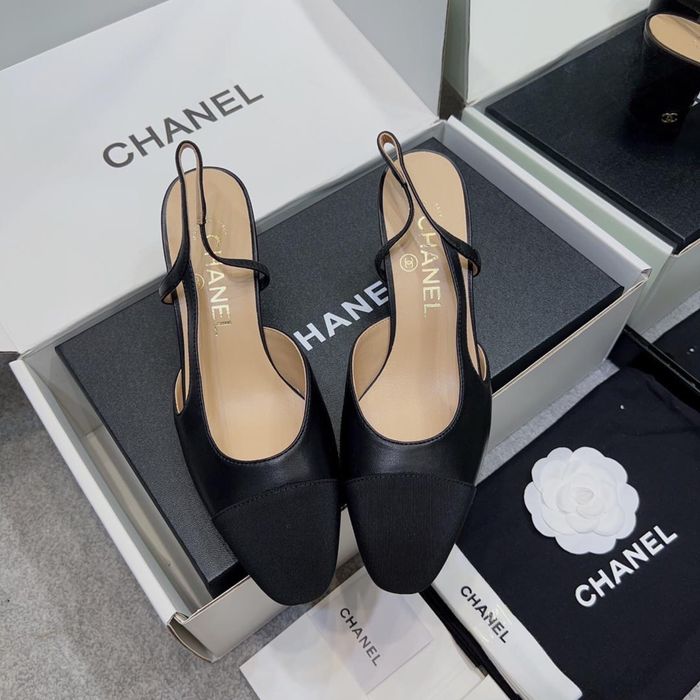 Czółenka Chanel Slingback black
