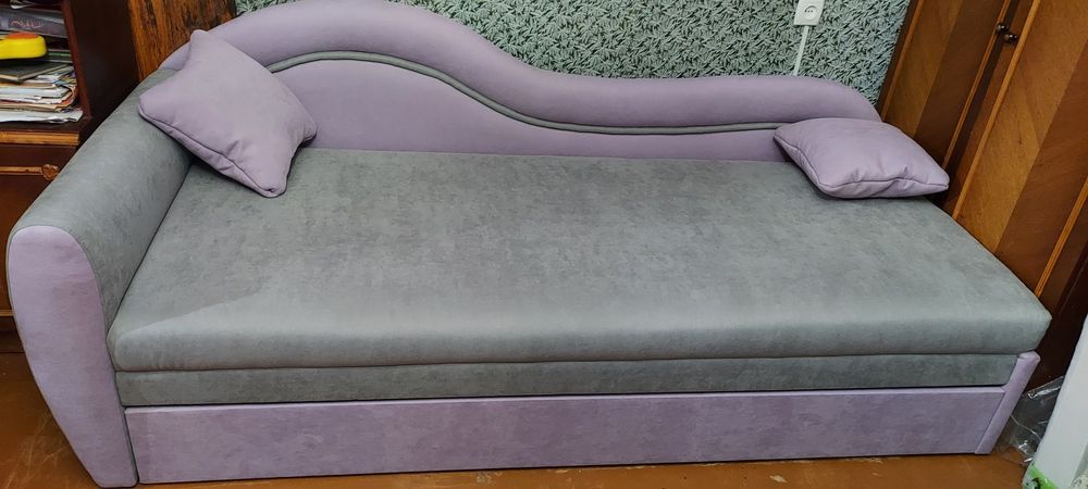 Акуратно и качественно выполим  ремонт и перетяжка мягкой мебели.Изм