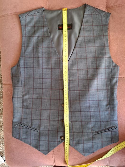 Чоловічий костюм