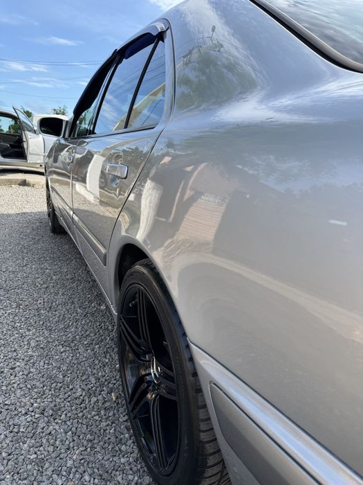 Mercedes-Benz E-Class 2001 VIN WDB2100061B340451 фото оголошення 4 з 8